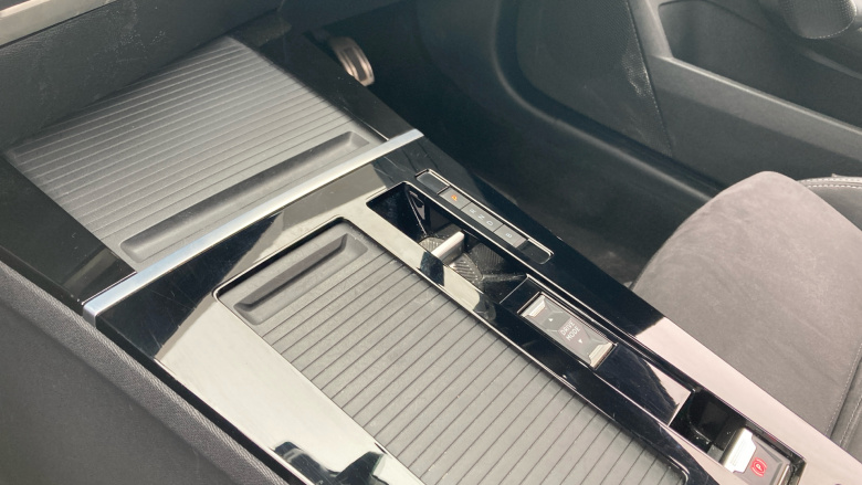 Vauxhall Astra 1.6 Plug-in Hybrid GSe 5dr Auto Hatchback